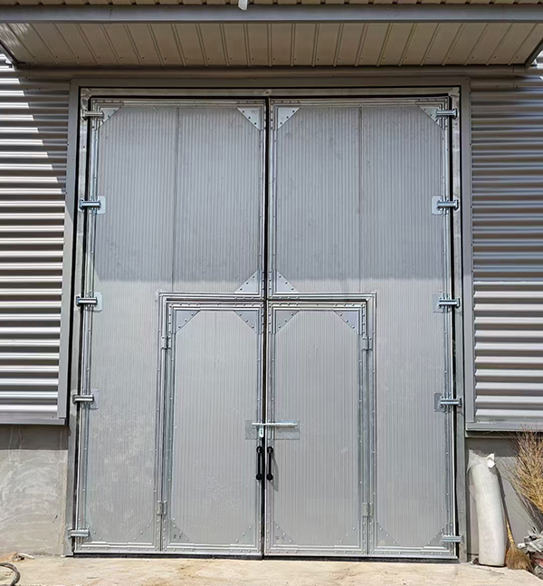 兴庆工业平开门