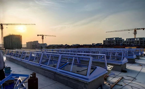 消防兴庆排烟窗工作原理