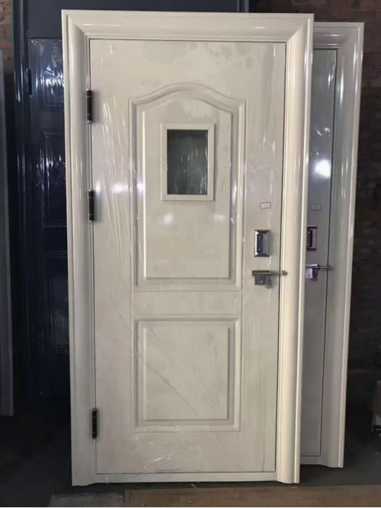 兴庆学校教室门 兴庆学校教室门