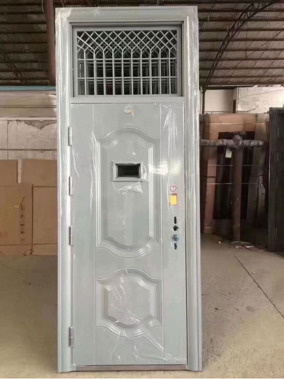 兴庆学校教室门 兴庆学校教室门