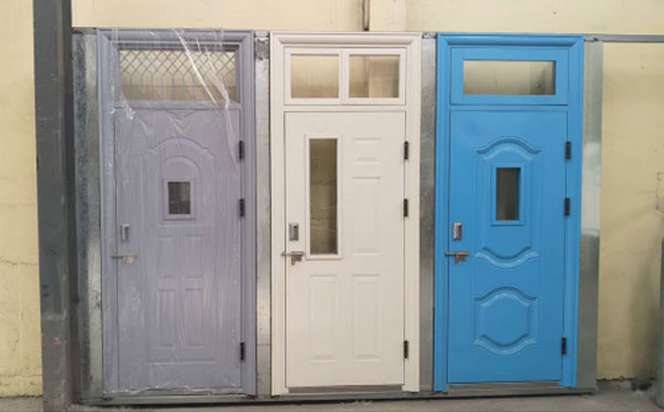 兴庆学校教室门